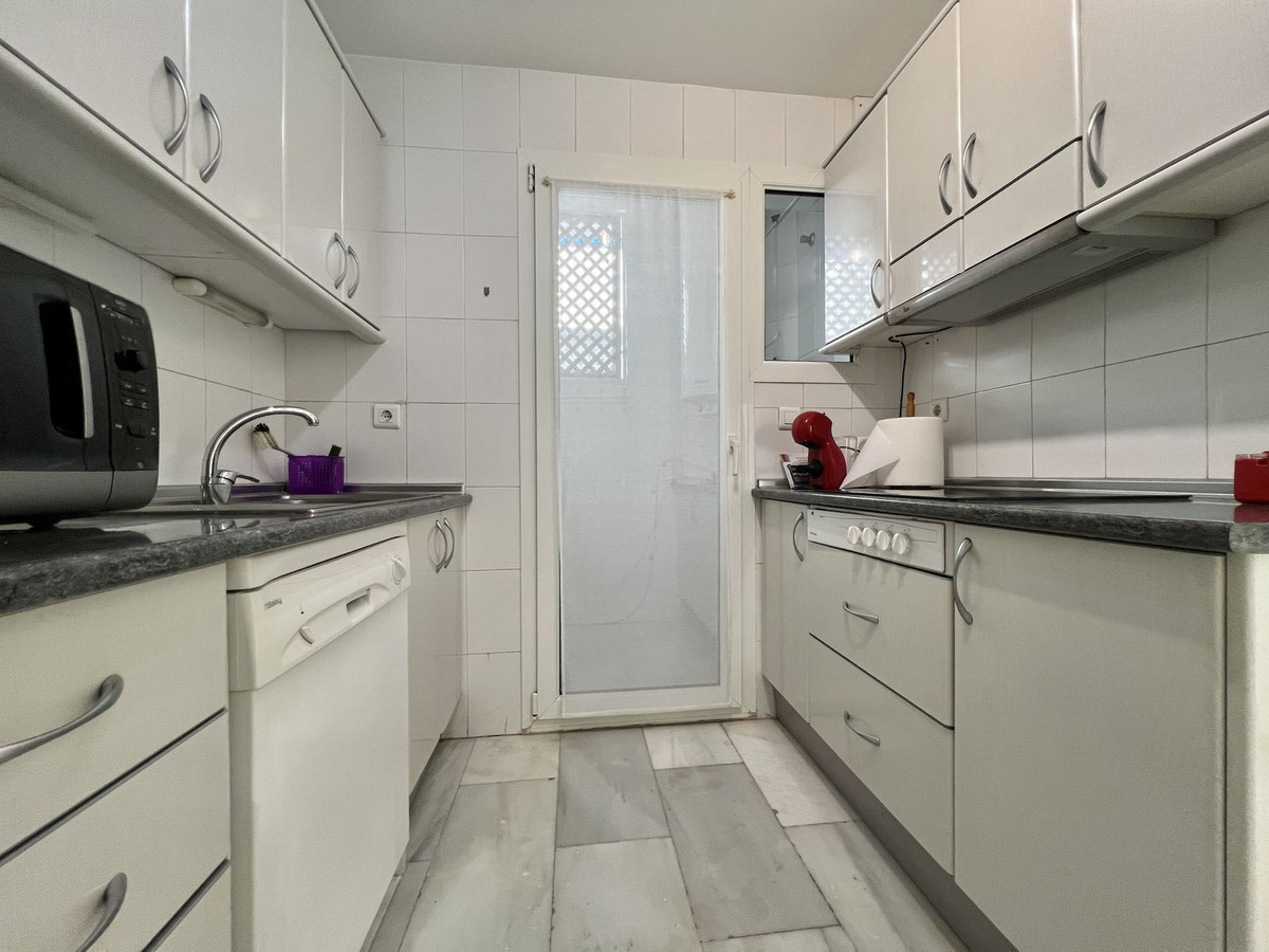 Apartment for long term rent in Marbella - Puerto Banus