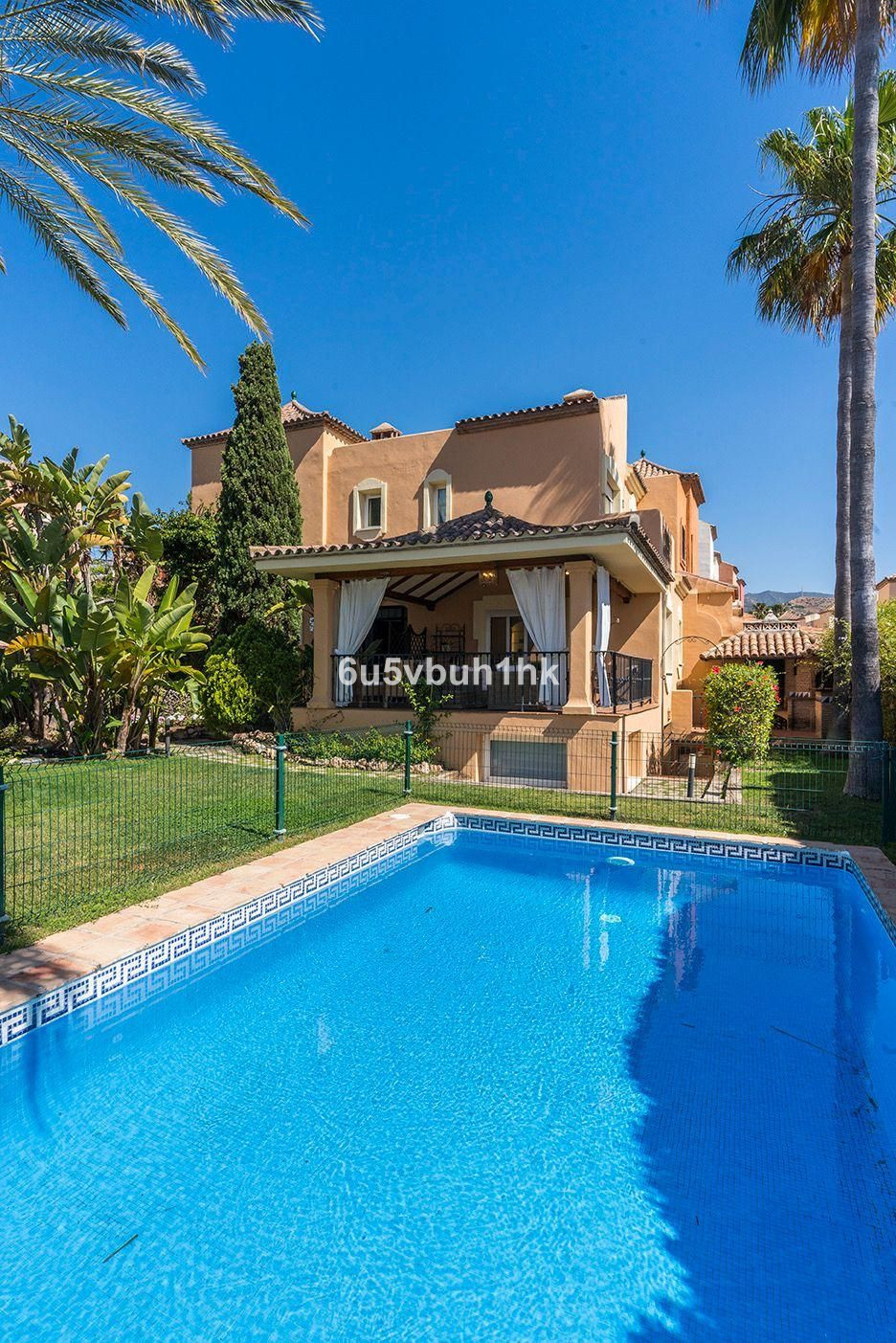 Adosado en alquiler en Marbella