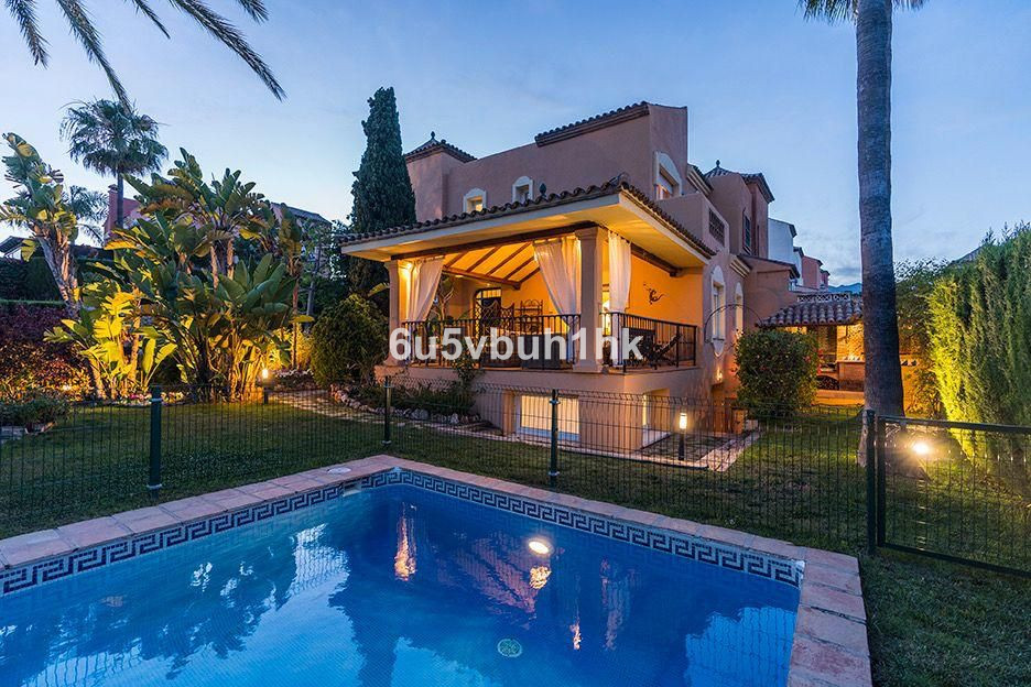 Adosado en alquiler en Marbella