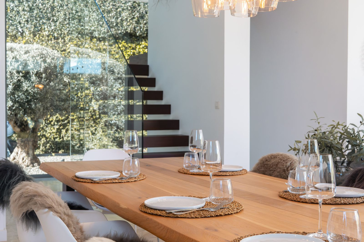 Villa for rent in Cancelada, Estepona East