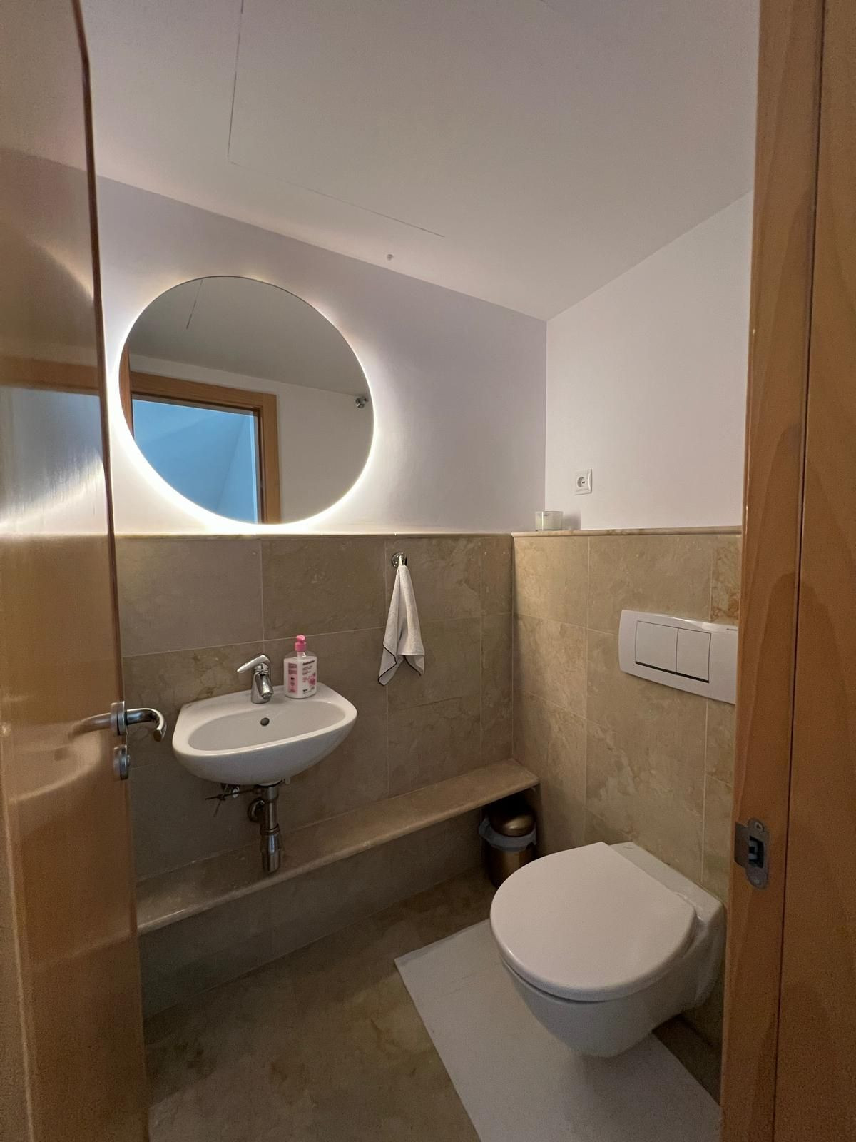 Apartment for long term rent in Los Altos de los Monteros, Marbella East
