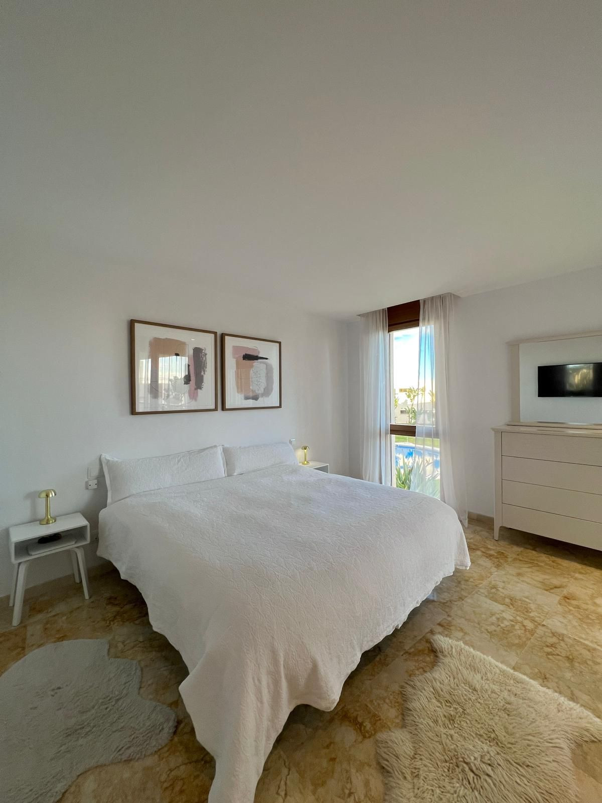 Apartment for long term rent in Los Altos de los Monteros, Marbella East
