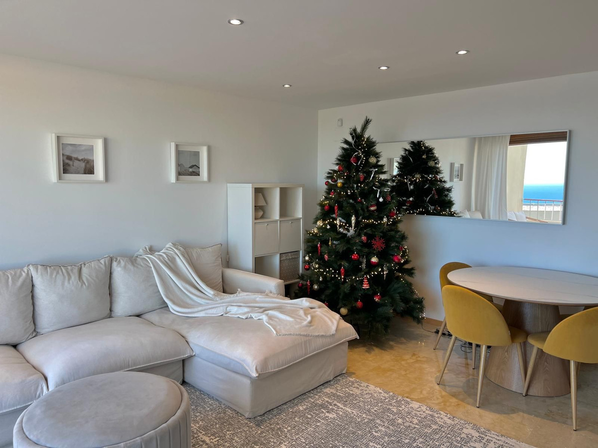 Apartment for long term rent in Los Altos de los Monteros, Marbella East
