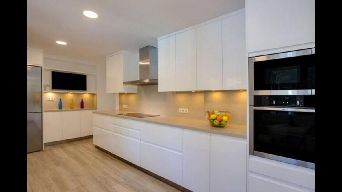 Villa for short term rent in Marbella Golden Mile