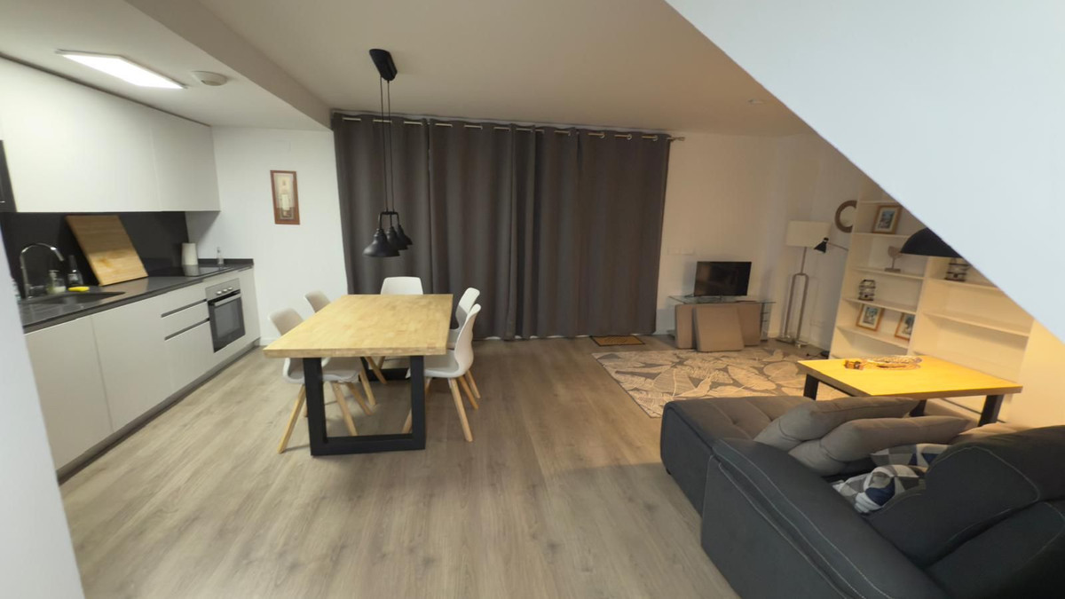 Penthouse for rent in Estepona