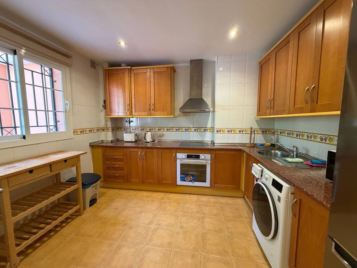 Ground Floor Apartment for long term rent in Nueva Andalucia, Marbella