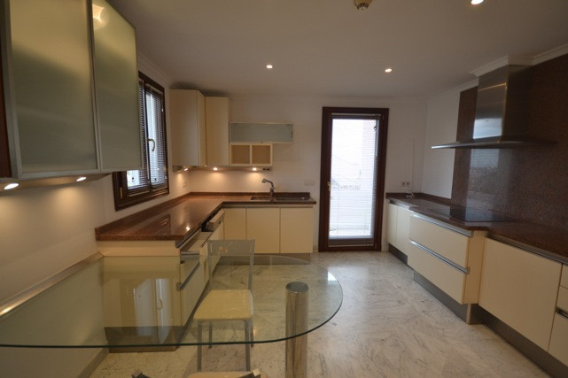 Penthouse for rent in Sierra Blanca, Marbella Golden Mile