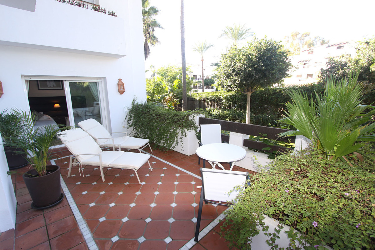 Ground Floor Apartment for short term rent in Marbella