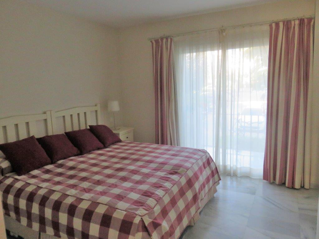 Ground Floor Apartment for rent in Estepona East