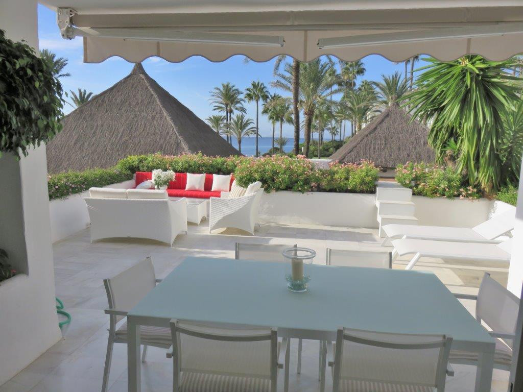Ground Floor Apartment for rent in Estepona East