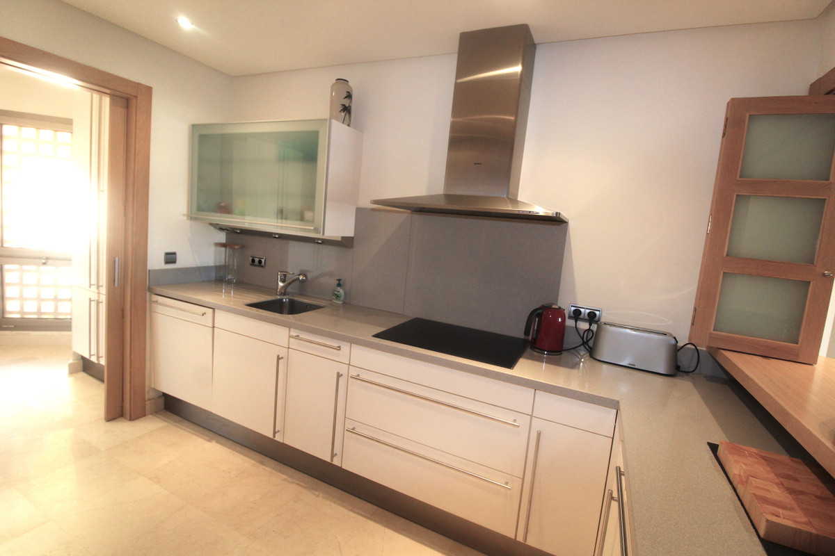 Apartment for rent in Sierra Blanca, Marbella Golden Mile