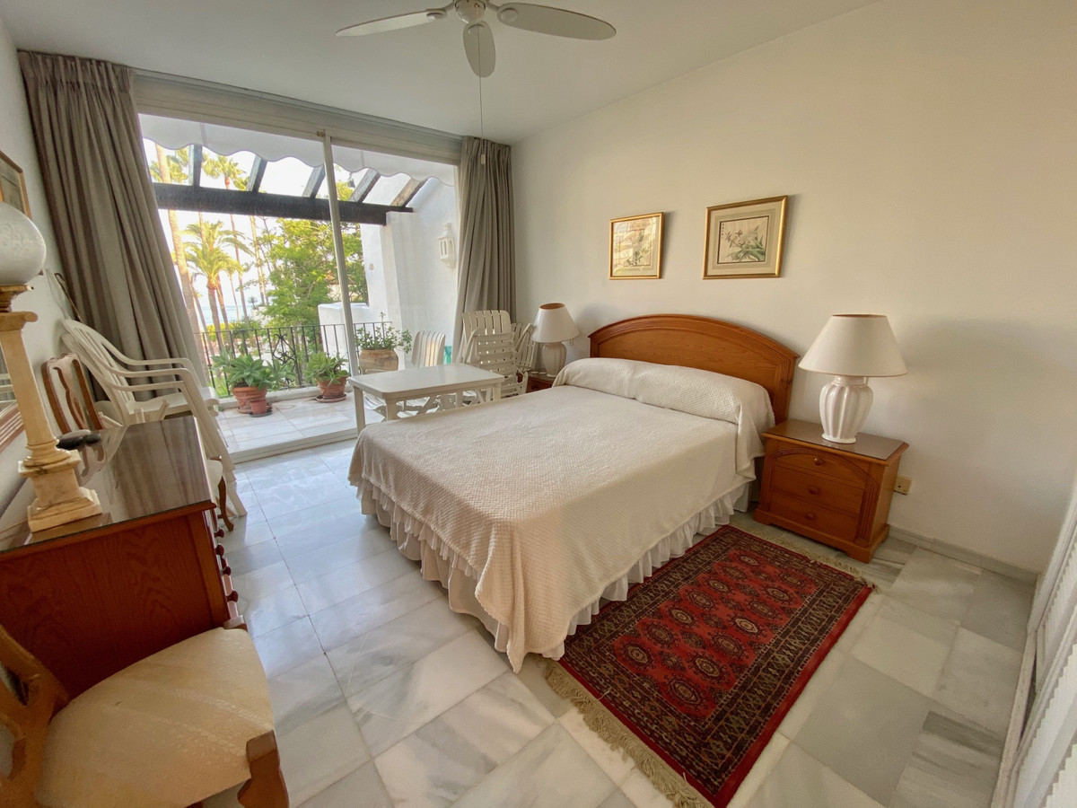 Penthouse for short term rent in Estepona
