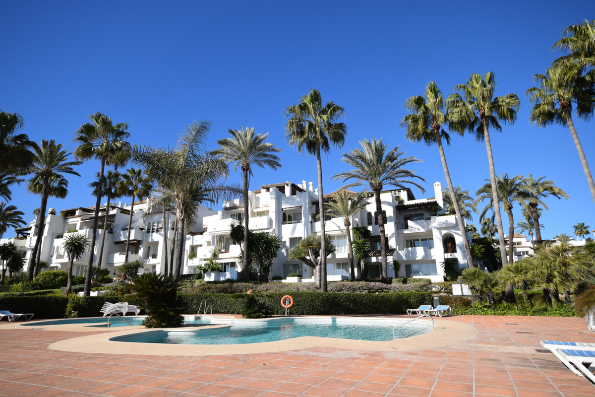 Penthouse for short term rent in Estepona