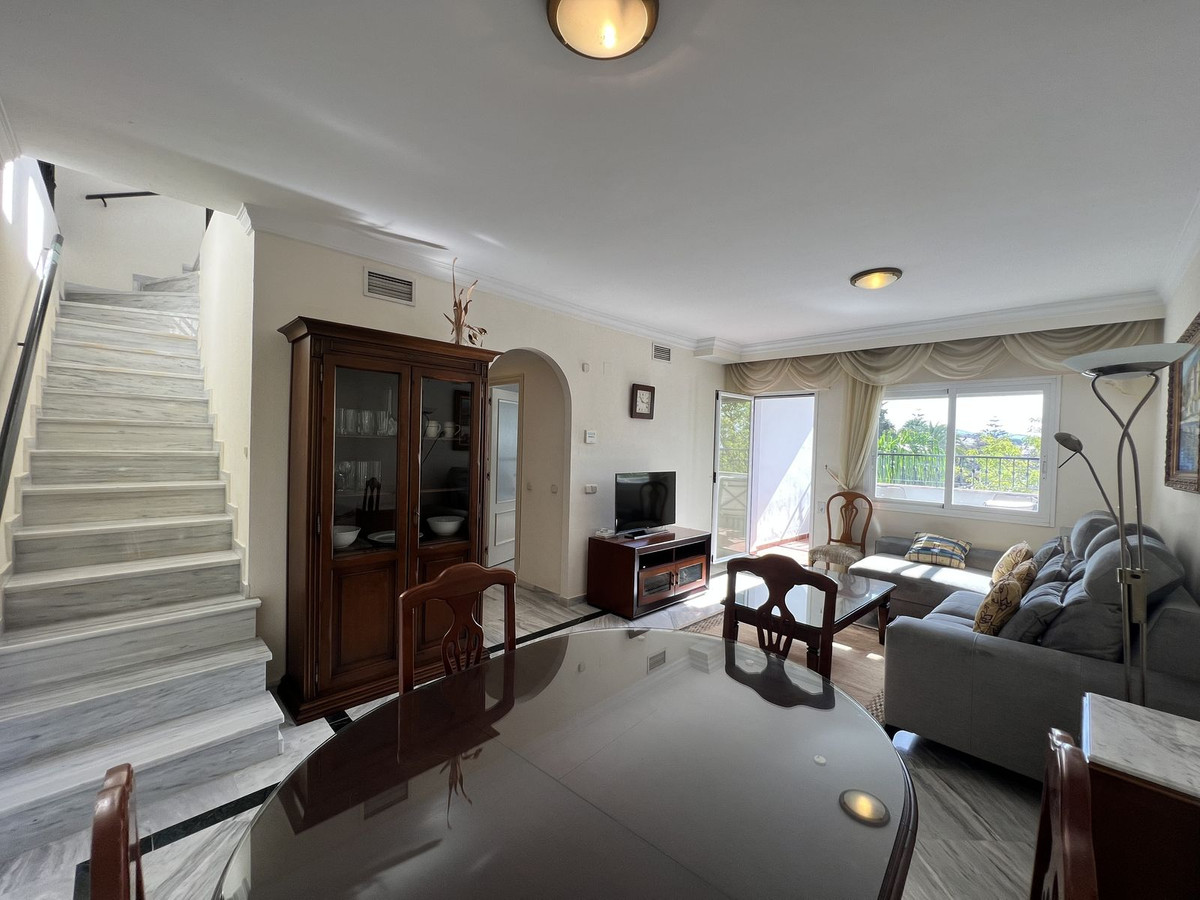 Penthouse for rent in Marbella Golden Mile
