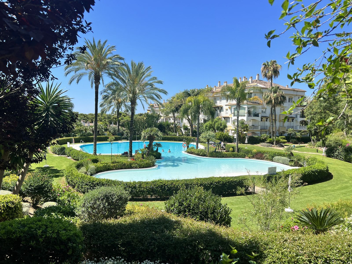 Penthouse for rent in Marbella Golden Mile