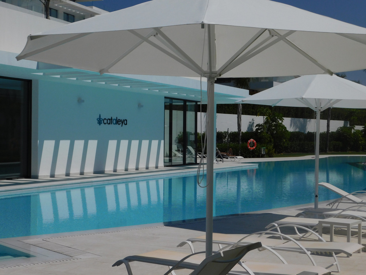 Apartamento Planta Baja en alquiler en Benahavis