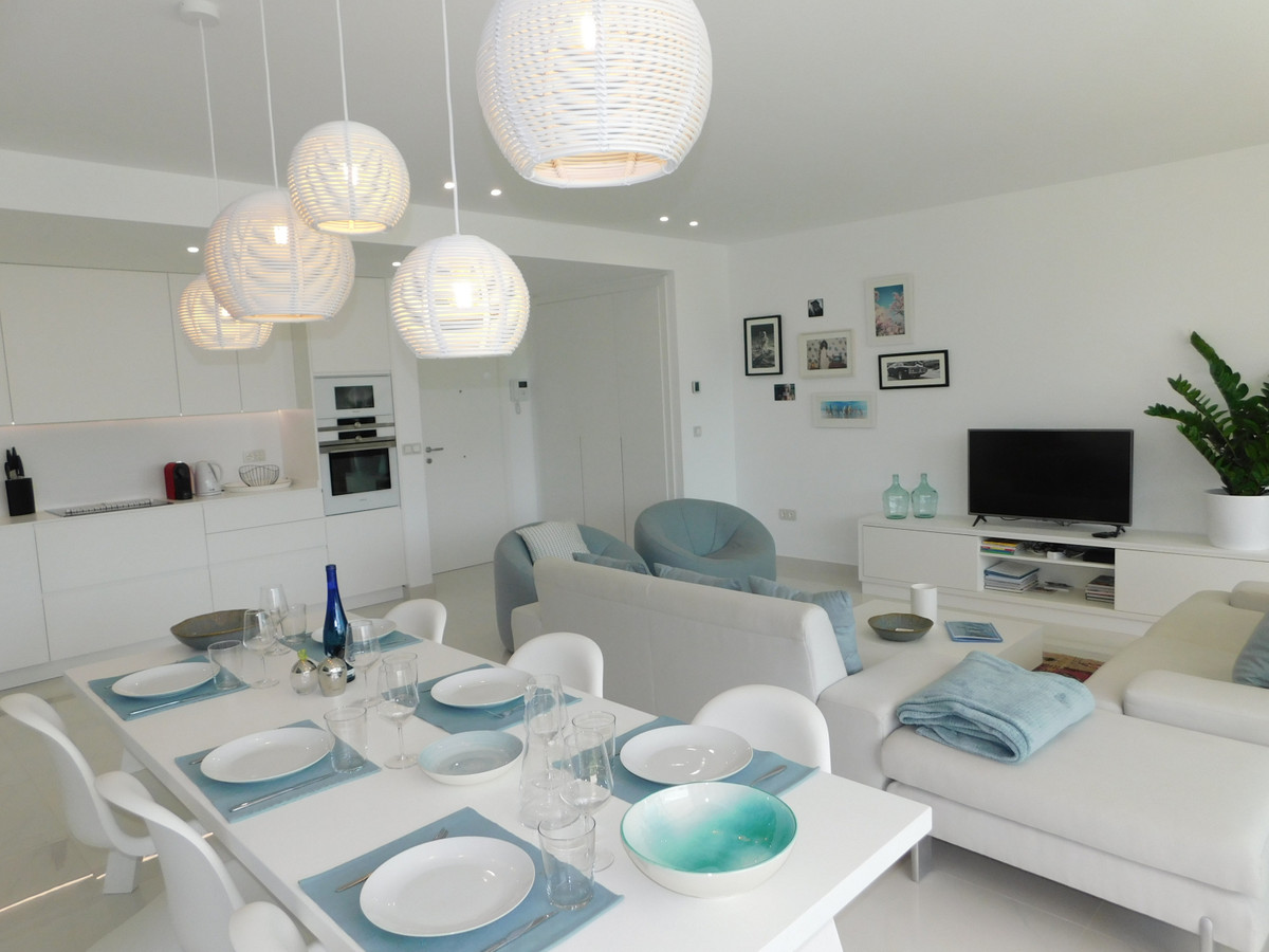 Apartamento Planta Baja en alquiler en Benahavis