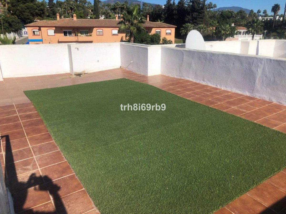 Penthouse for rent in Paraiso Alto, Benahavis
