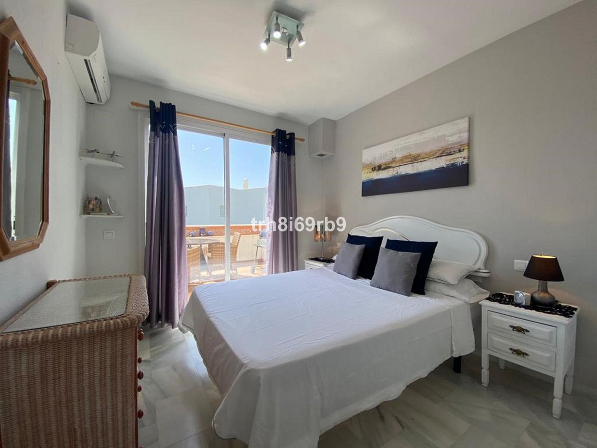 Penthouse for rent in Paraiso Alto, Benahavis