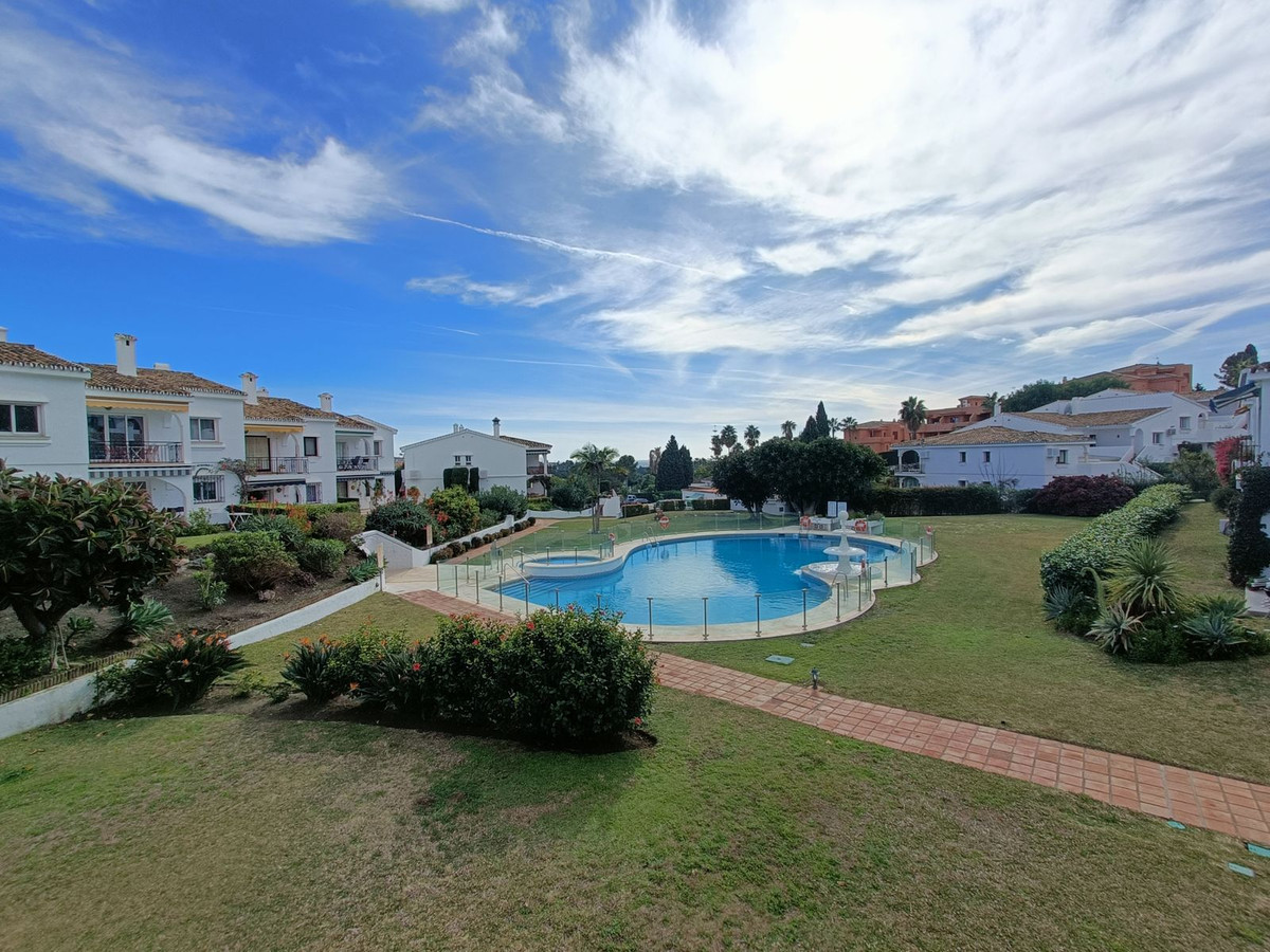 Penthouse for long term rent in Paraiso Alto, Benahavis