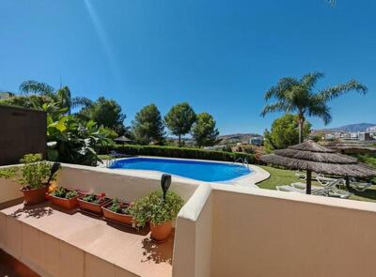Apartamento Planta Baja en alquiler en Benahavis