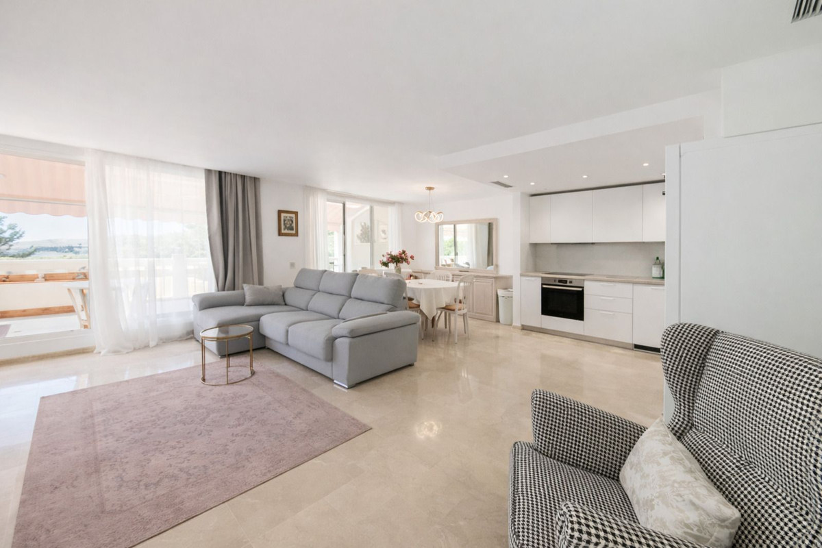 Apartamento Planta Baja en alquiler en Benahavis