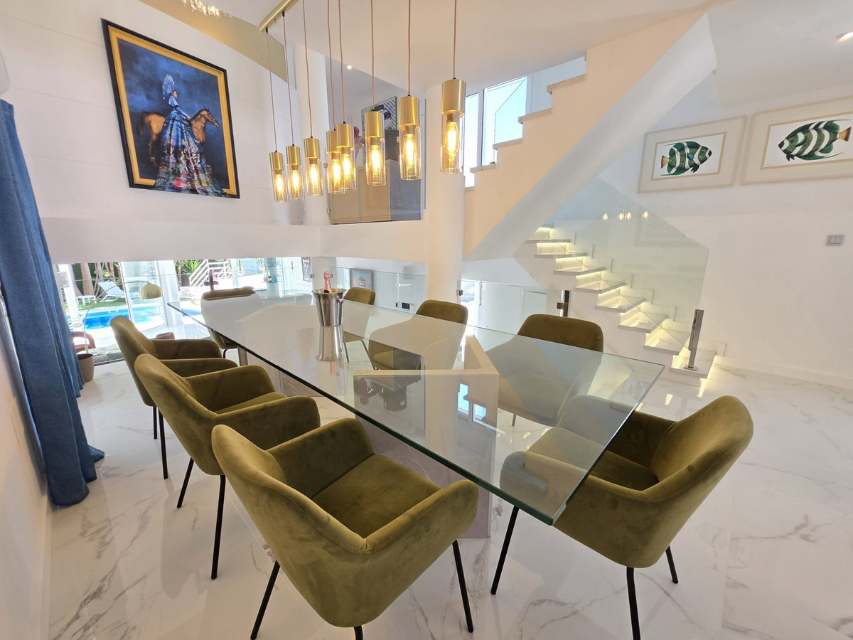Villa for short term rent in Nueva Andalucia, Marbella