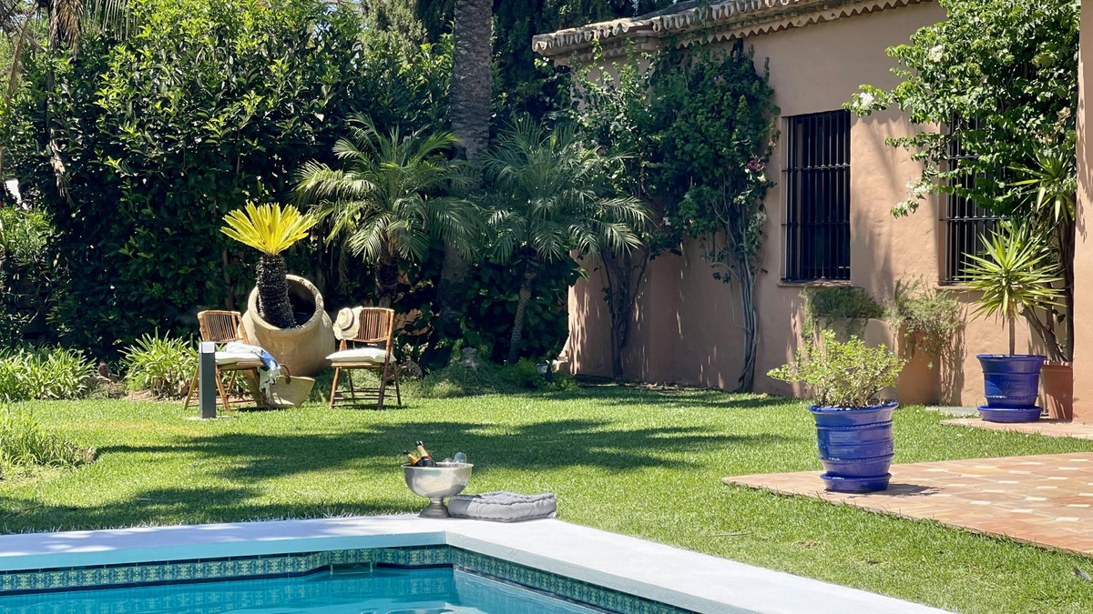 Villa for long term rent in Paraiso Alto, Benahavis
