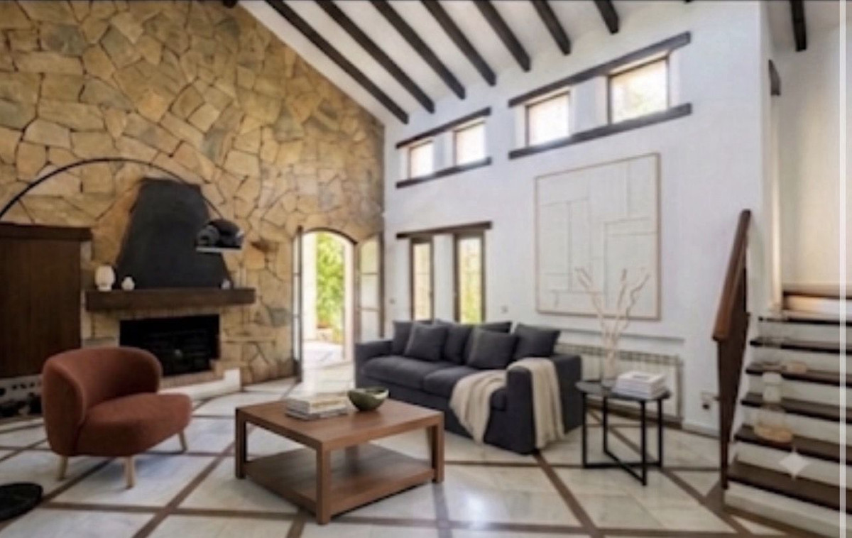 Villa for long term rent in Paraiso Alto, Benahavis