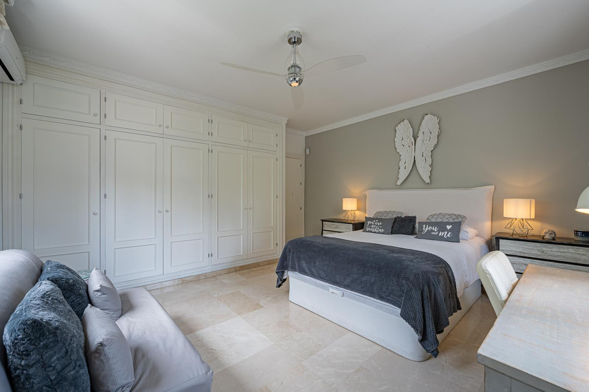 Villa for rent in Nueva Andalucia, Marbella