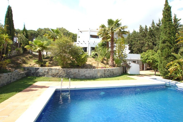 Villa for short term rent in Valtocado, Mijas