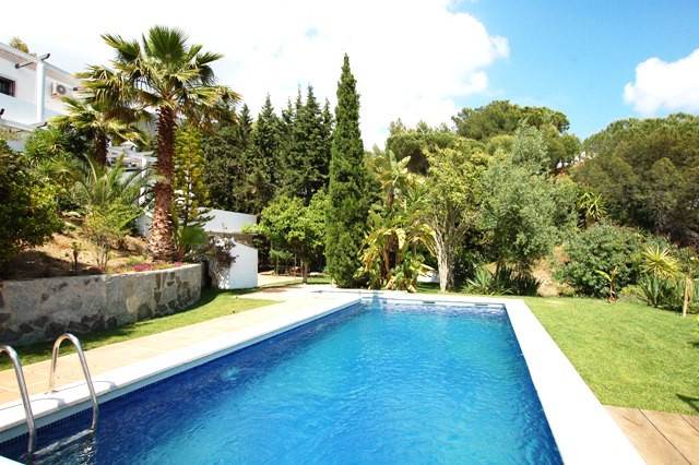 Villa for short term rent in Valtocado, Mijas
