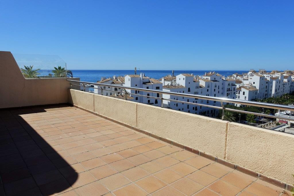 Penthouse for short term rent in Marbella - Puerto Banus