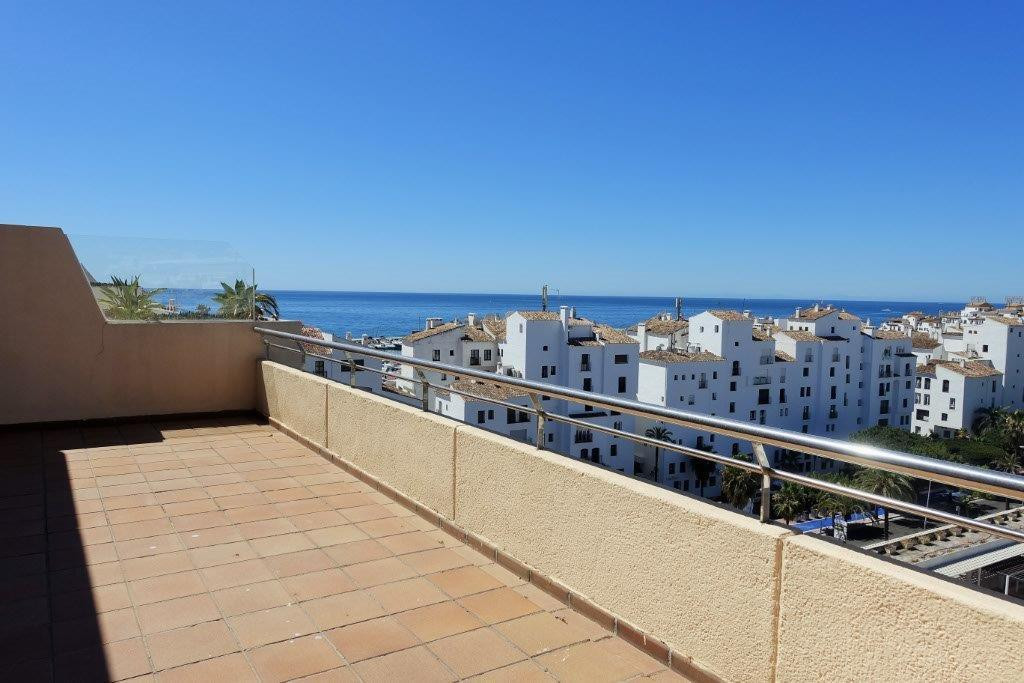 Penthouse for short term rent in Marbella - Puerto Banus