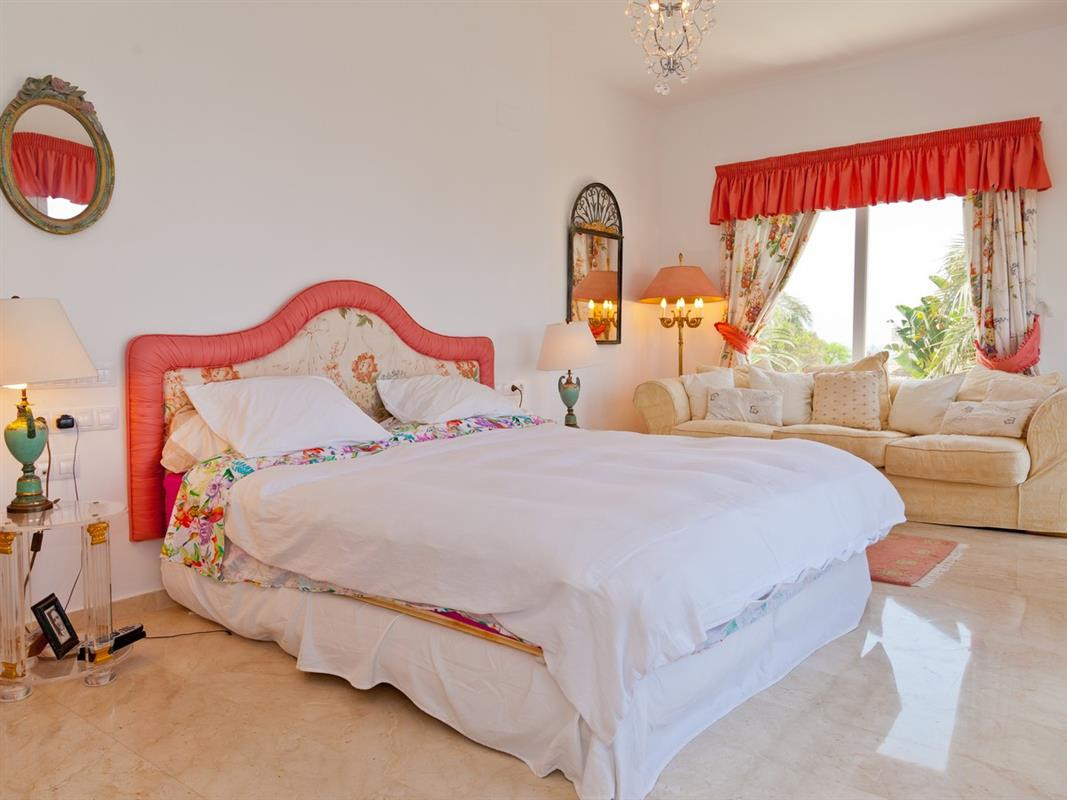 Villa for rent in Marbella