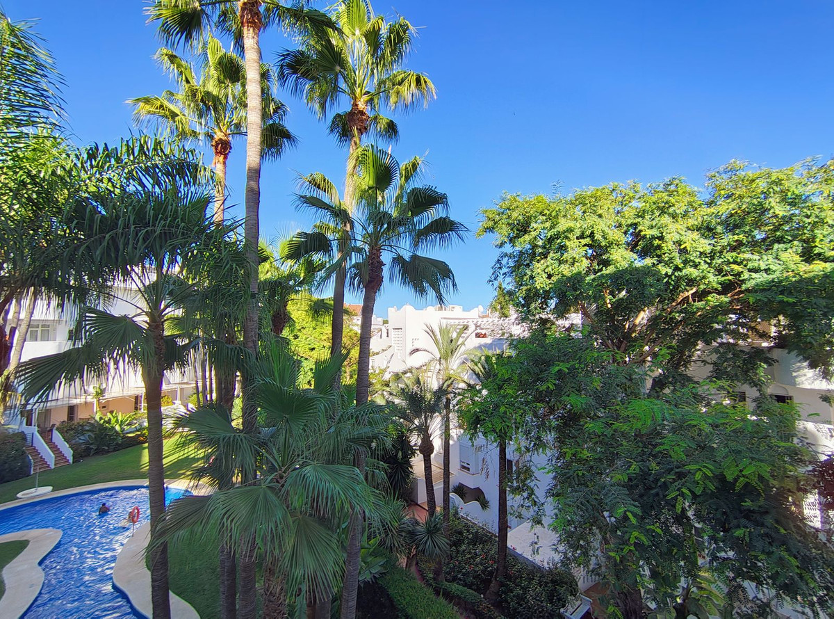 Apartment for long term rent in Marbella Golden Mile