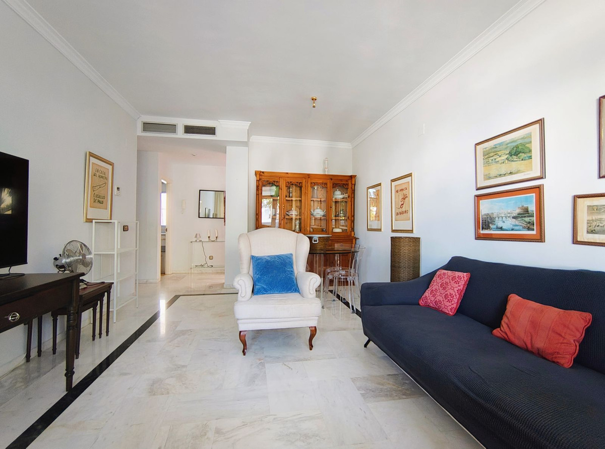 Apartment for long term rent in Marbella Golden Mile