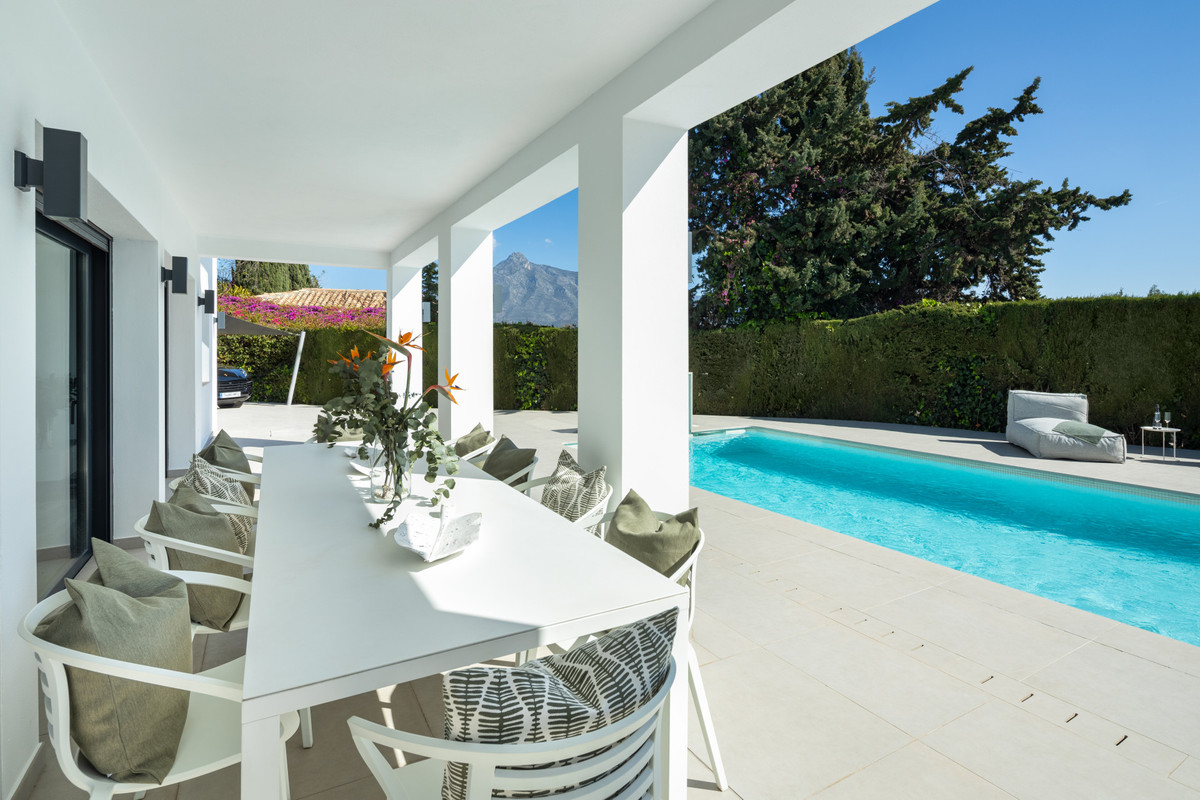 Villa for rent in Nueva Andalucia, Marbella