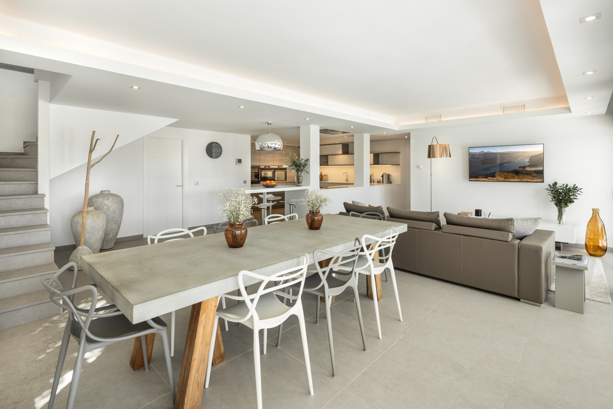Villa for rent in Nueva Andalucia, Marbella
