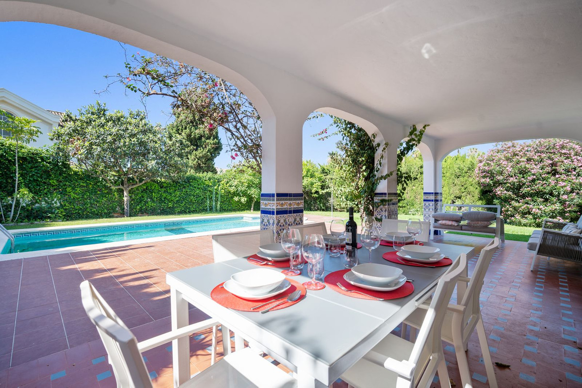 Villa for short term rent in Marbella