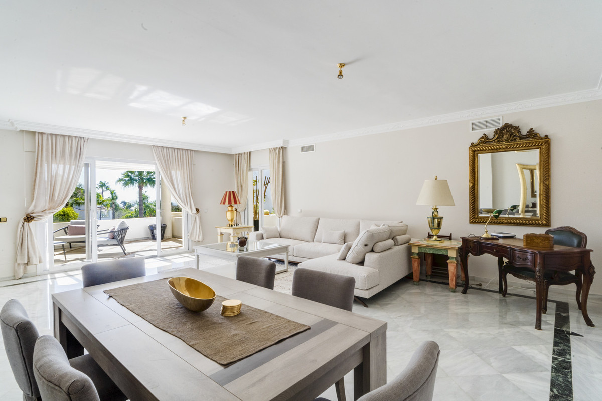 Apartment for rent in Marbella Golden Mile