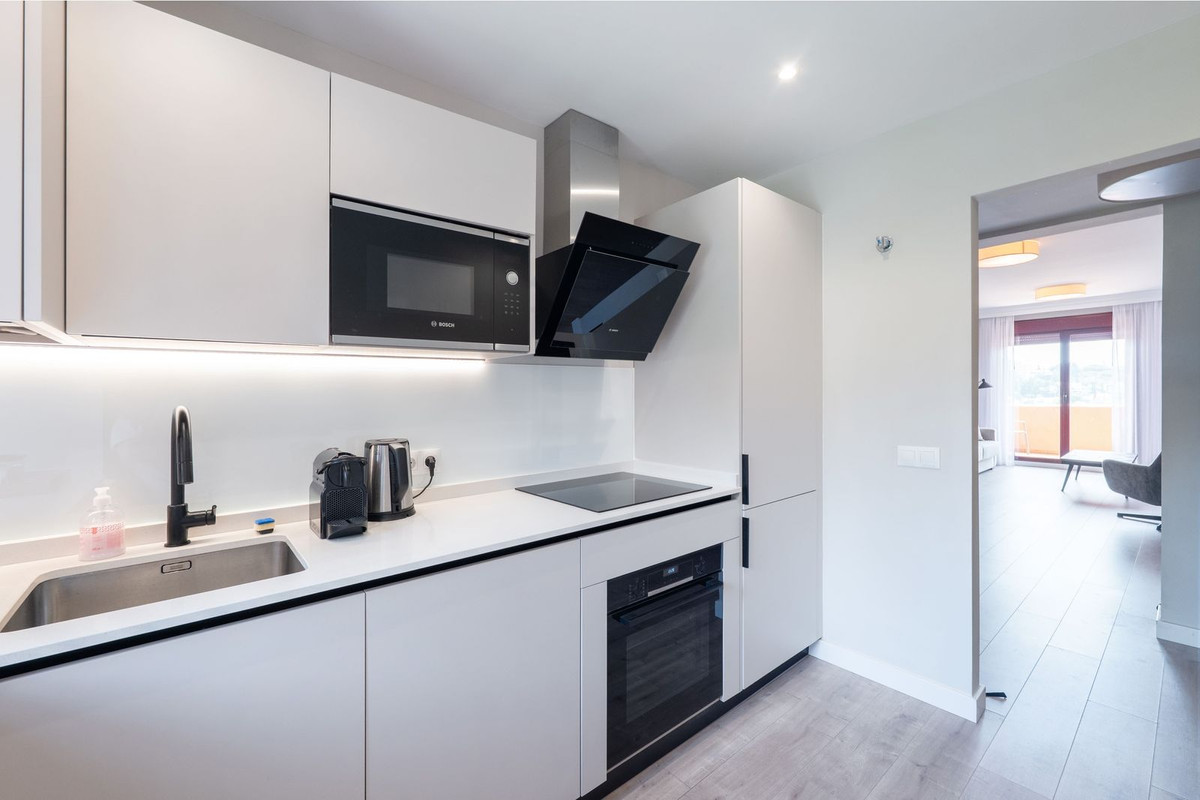Apartment for rent in Paraiso Alto, Benahavis