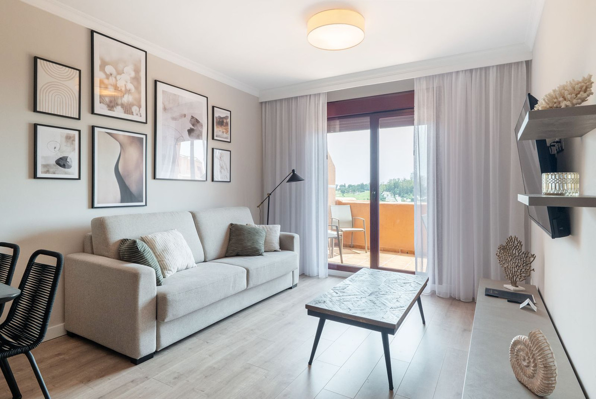 Apartment for rent in Paraiso Alto, Benahavis