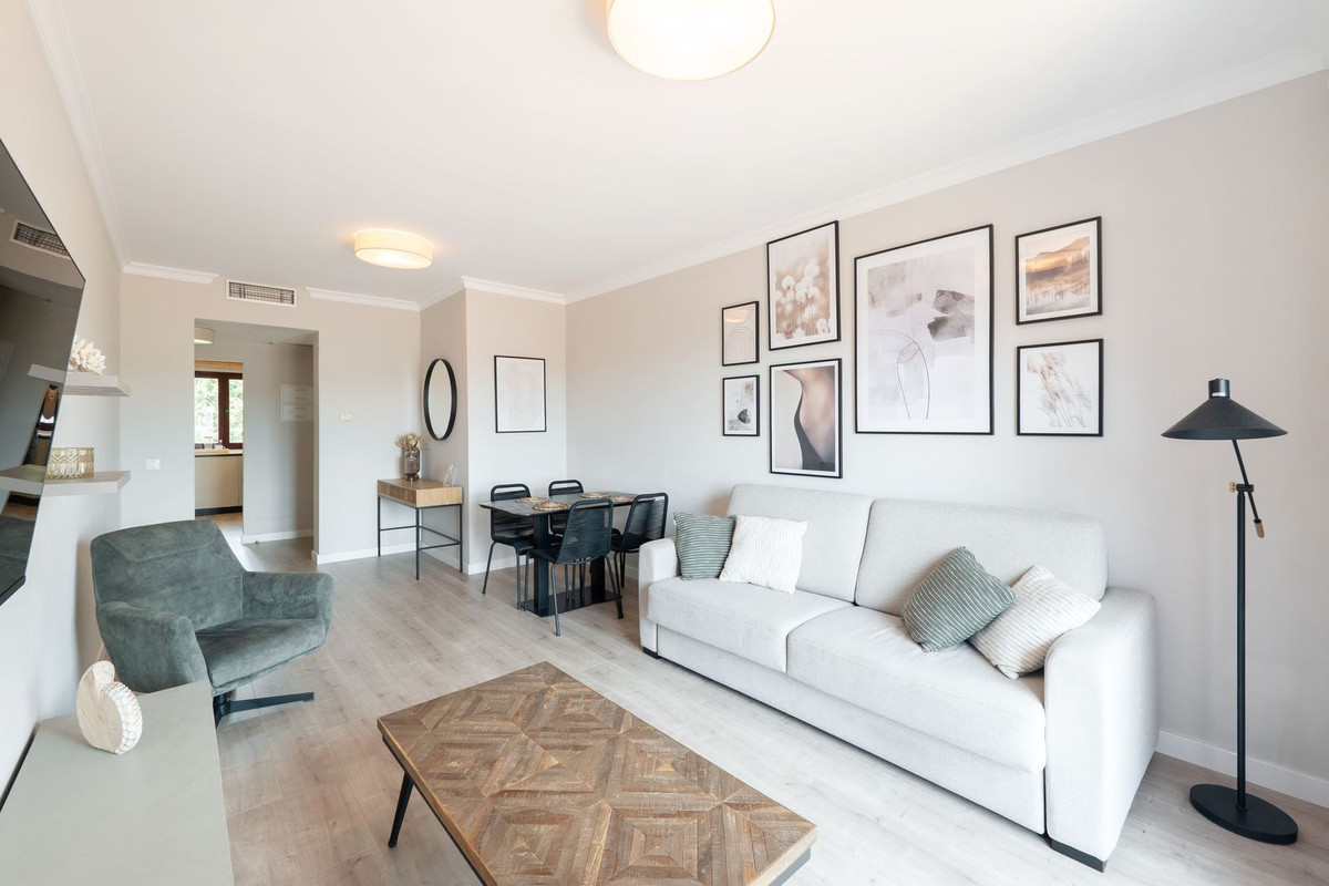 Apartment for rent in Paraiso Alto, Benahavis