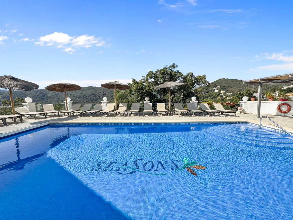 Apartment for long term rent in Estepona