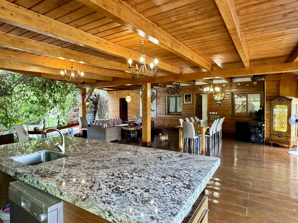 Villa for rent in Marbella Golden Mile