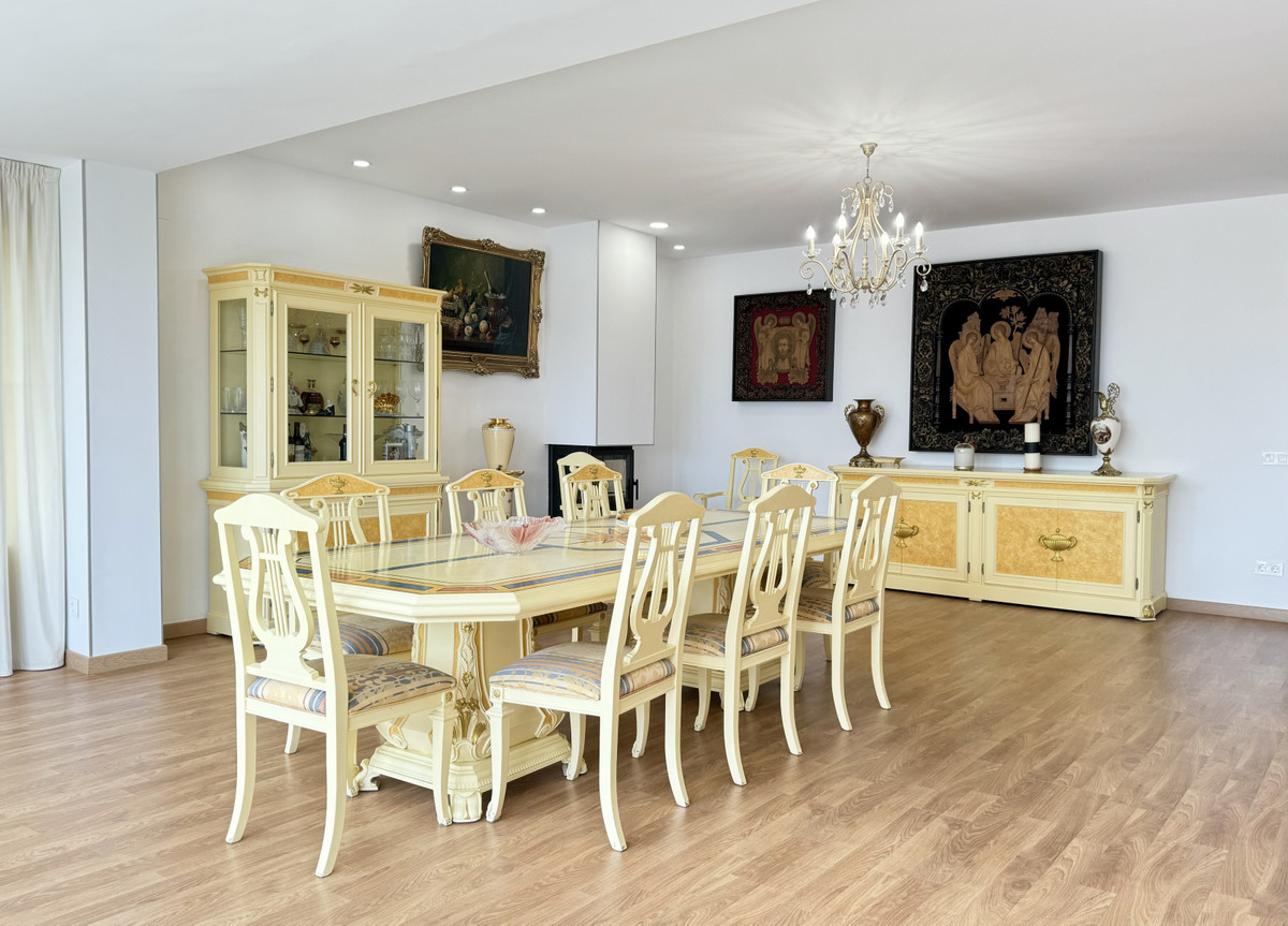 Villa for rent in Marbella Golden Mile