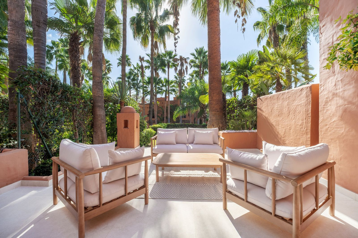 Semi Detached Villa for short term rent in Marbella Golden Mile