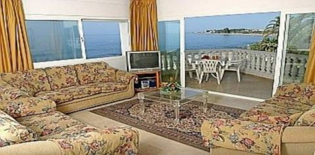 Apartment for short term rent in Cortijo Blanco, San Pedro de Alcantara