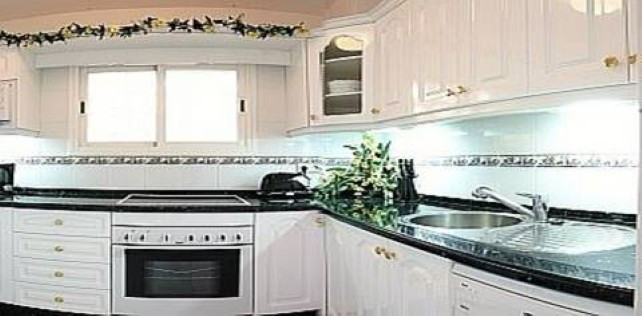 Apartment for short term rent in Cortijo Blanco, San Pedro de Alcantara